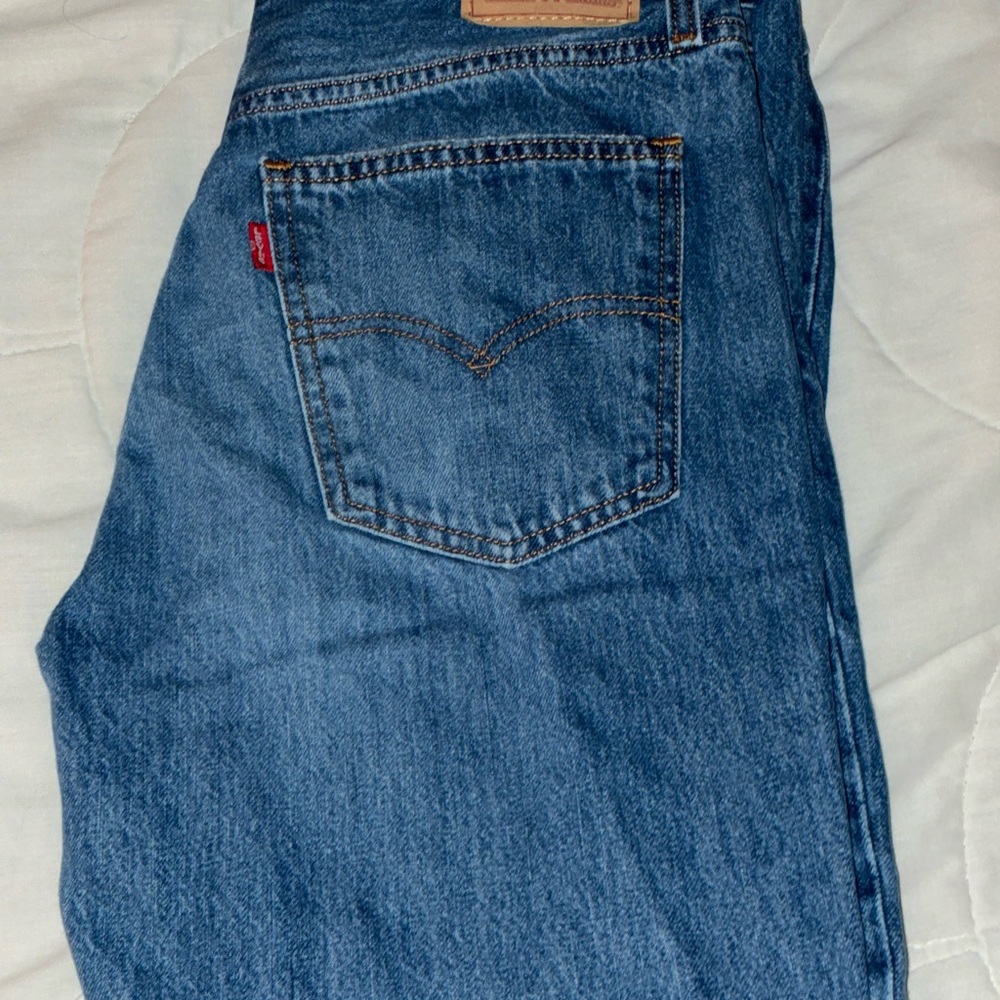 Women’s Blue Jeans